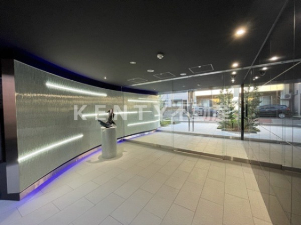 ロビー　落ち着いたロビーです