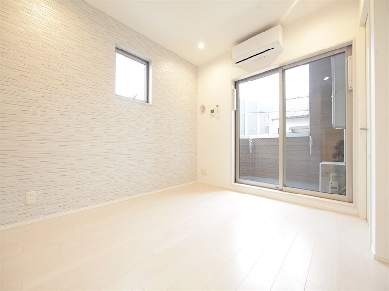 バルコニー　ＤＫ7帖　エアコン完備　バルコニー　イメージ写真