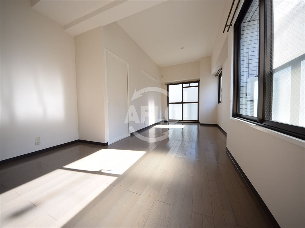 居室・リビング　アルボール西道頓堀　リビング