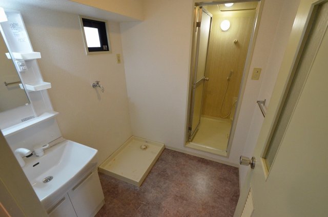 洗面設備　独立洗面化粧台付き☆