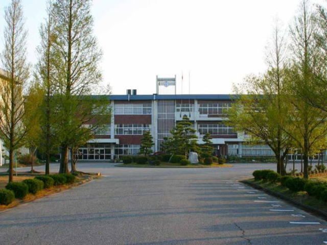 中学校　大門中学校（中学校）まで750m