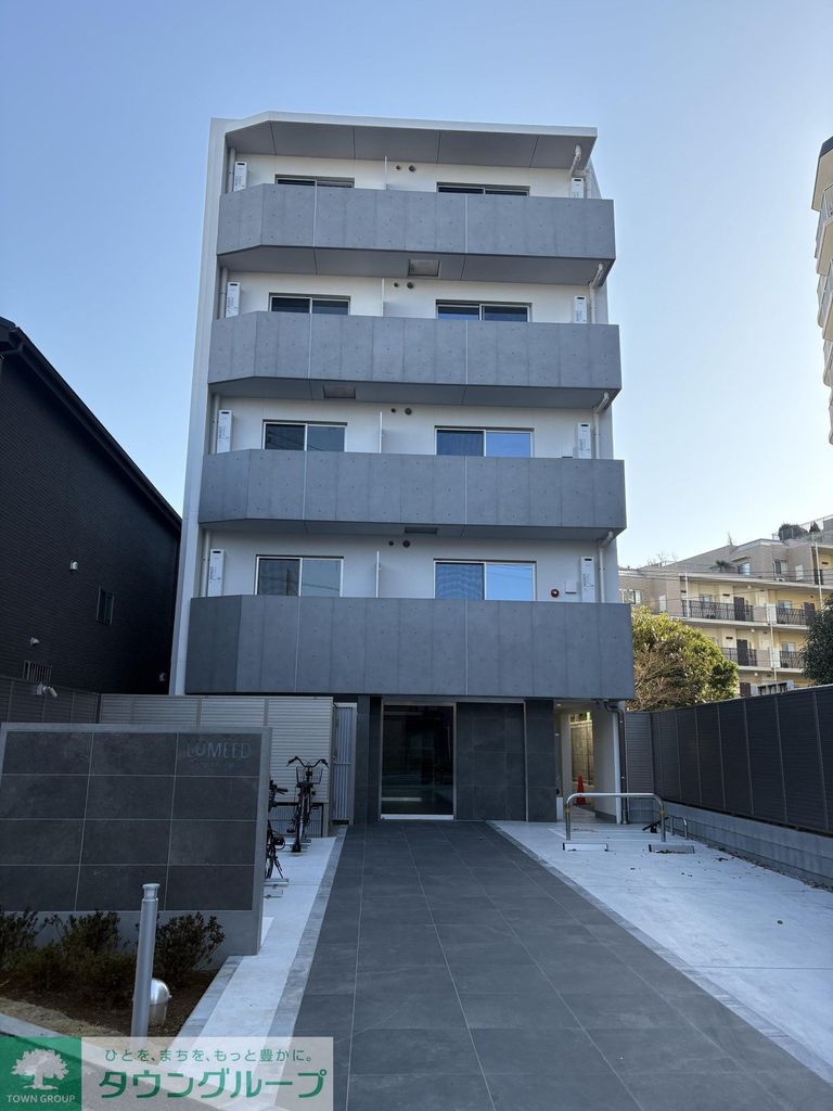 建物外観　エントランス