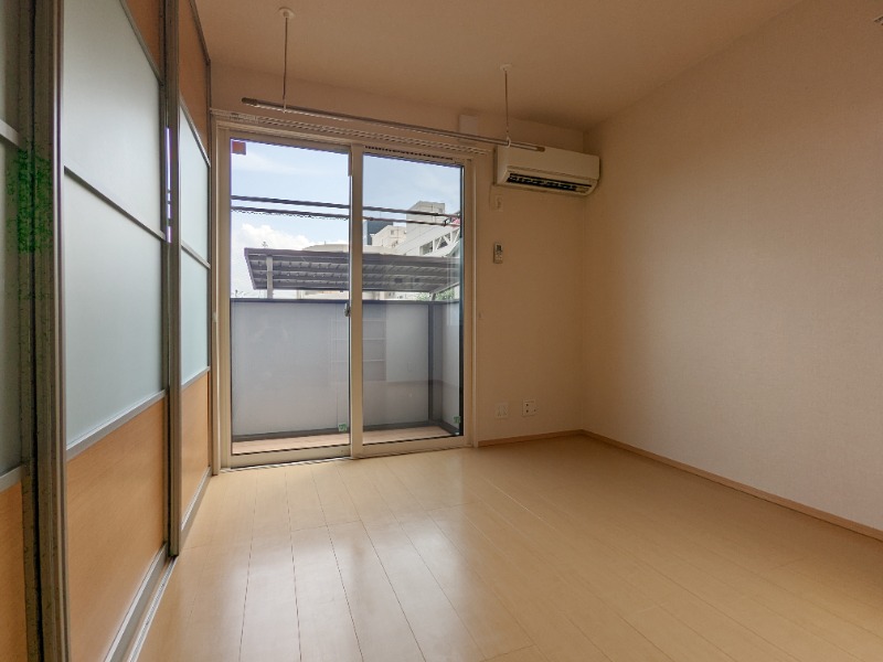 居室・リビング　図面と現状に相違がある場合には現状を優先