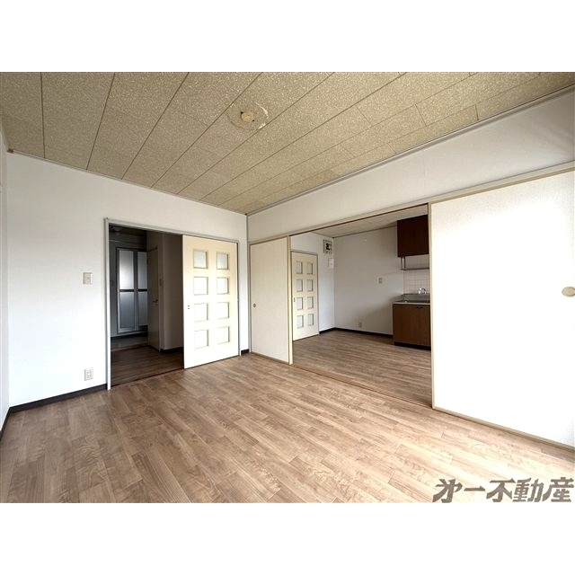 建物外観　洋室