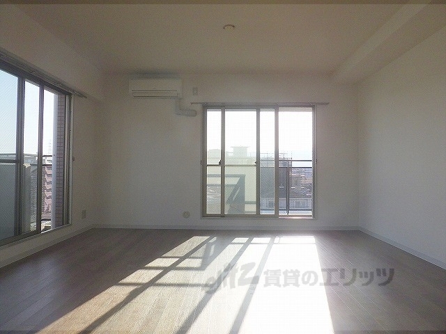 居室・リビング　洋室