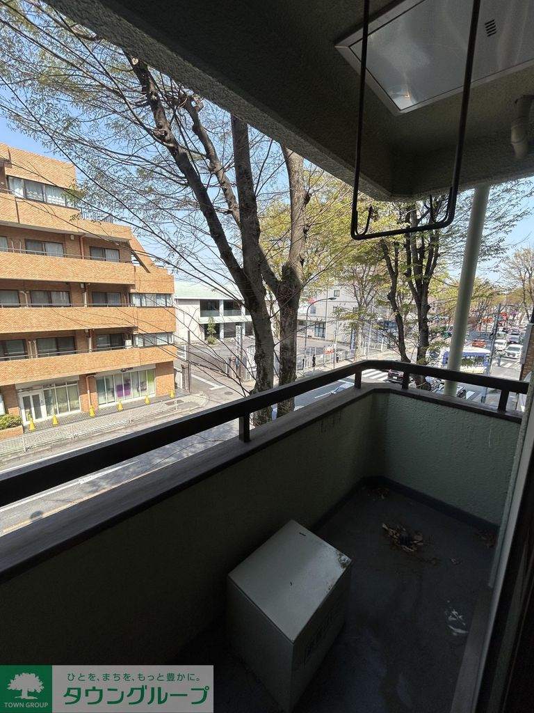 バルコニー　タウンハウジング仙川店まで♪