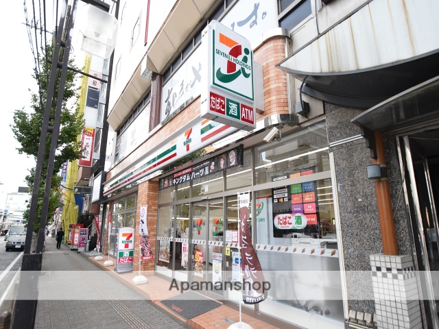 コンビニ　セブンイレブン（コンビニ）まで378m