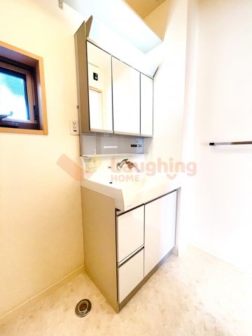 洗面設備　スペースが確保できる洗面所です※類似部屋のお写真になります。