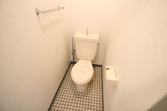 トイレ　※別部屋の写真です