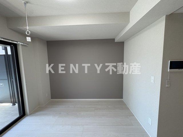 その他部屋・スペース　落ち着いて過ごせるお部屋なので、寝室にいかがでしょうか