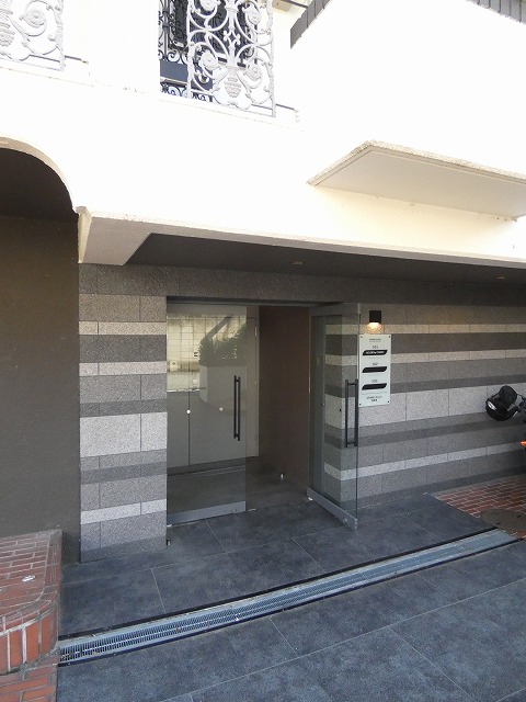 エントランス　エントランス