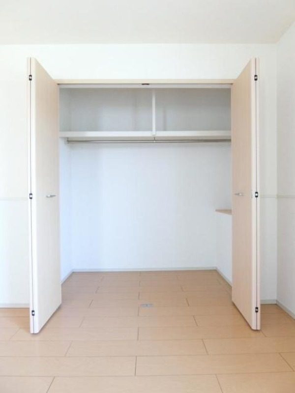 収納　図面と現状に相違がある場合には現状を優先