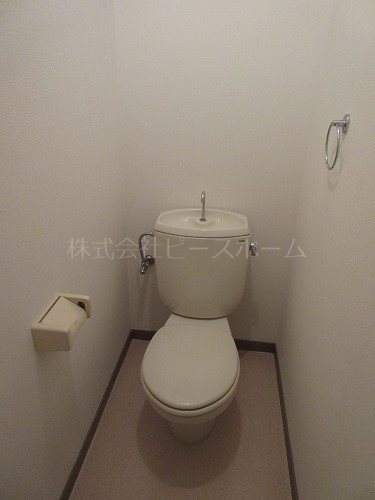 トイレ　※別号室参考写真