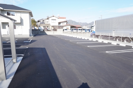 駐車場　駐車場完備です