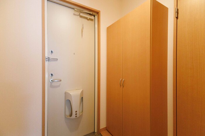 玄関　明るい玄関です