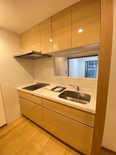 キッチン　※写真は同タイプ住戸です。