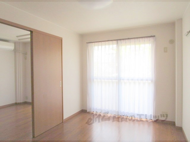 居室・リビング　洋室