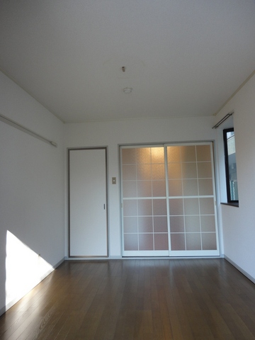 居室・リビング　居室2