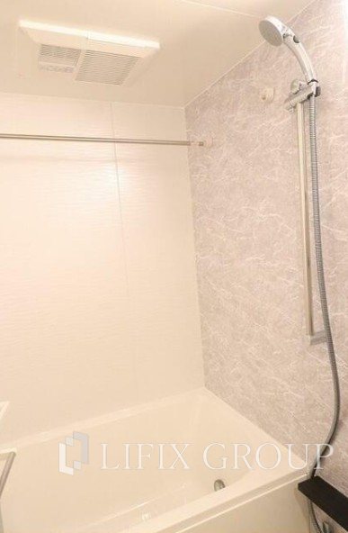 バス・シャワールーム　風呂