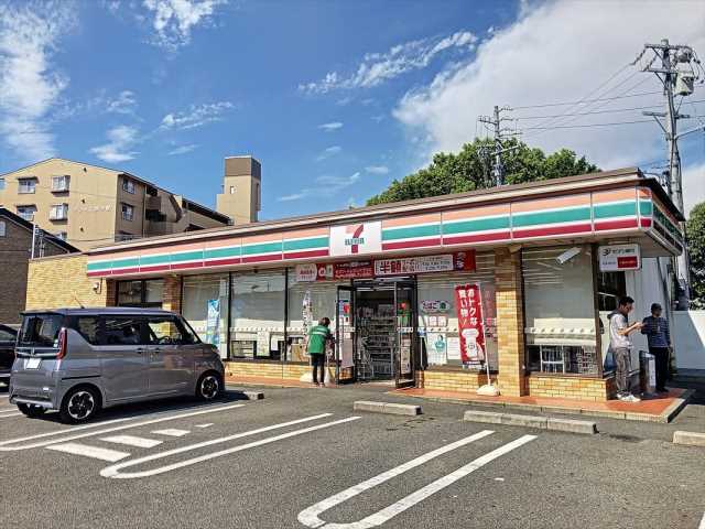 コンビニ　セブンイレブン・刈谷井ヶ谷町店（コンビニ）まで219m