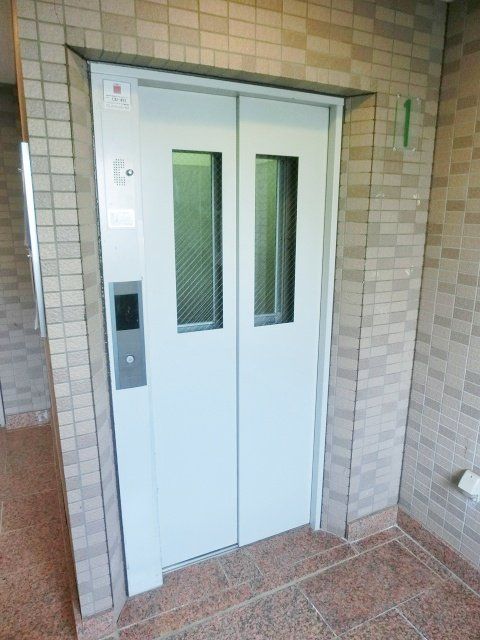 セキュリティ　便利なエレベーター付き
