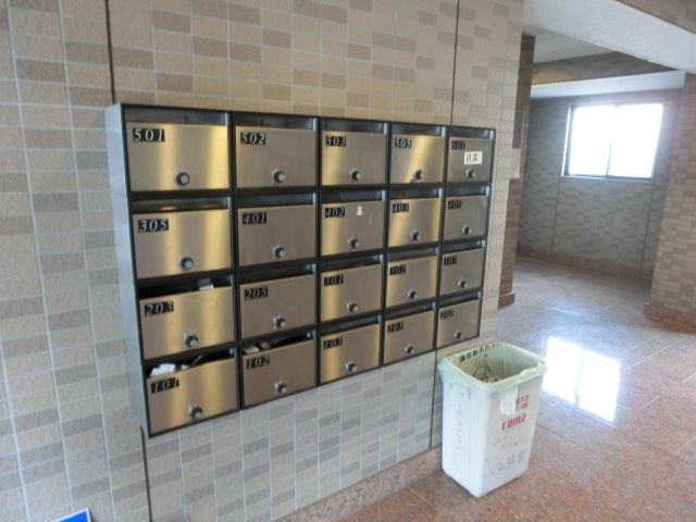 その他共有部分　集合ポストです