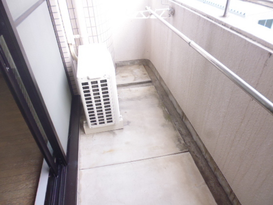 バルコニー　※別号室の写真です