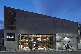 ホームセンター　Minotti　Tri－Angle（ホームセンター）まで752m