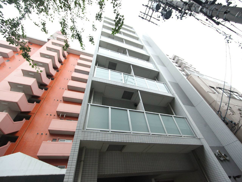 建物外観　外観　オートロック　宅配BOX　防犯カメラ