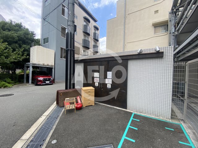 省エネ性能ラベル　W.O.B.京橋　敷地内ごみ置き場