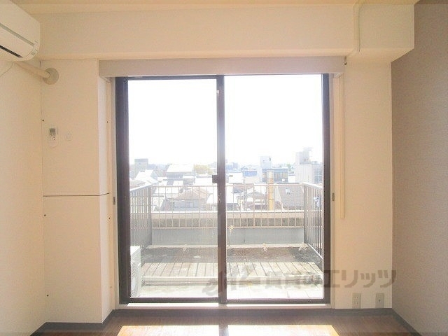 居室・リビング　洋室