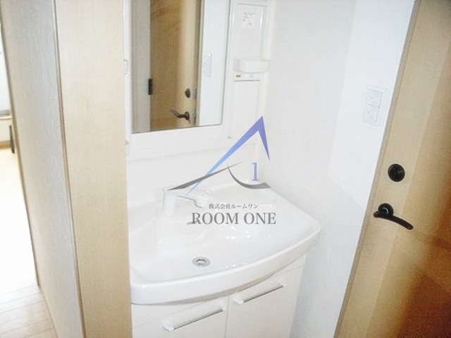 洗面設備　洗面台です。