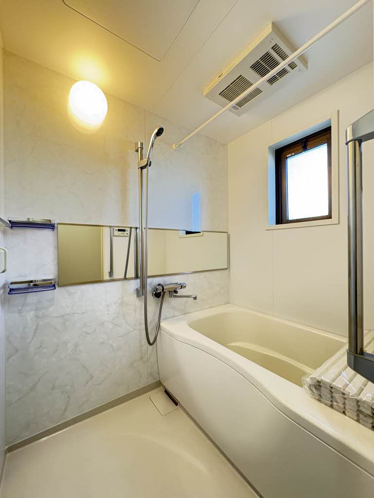 バス・シャワールーム　きれいなお風呂です