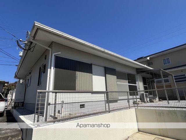 小松台西貸家Aの外観写真