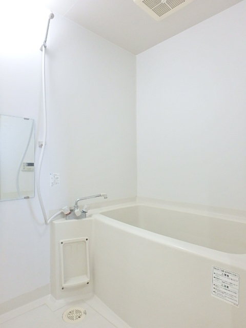 バス・シャワールーム　図面と現状が相違がある場合には現状を優先．．．