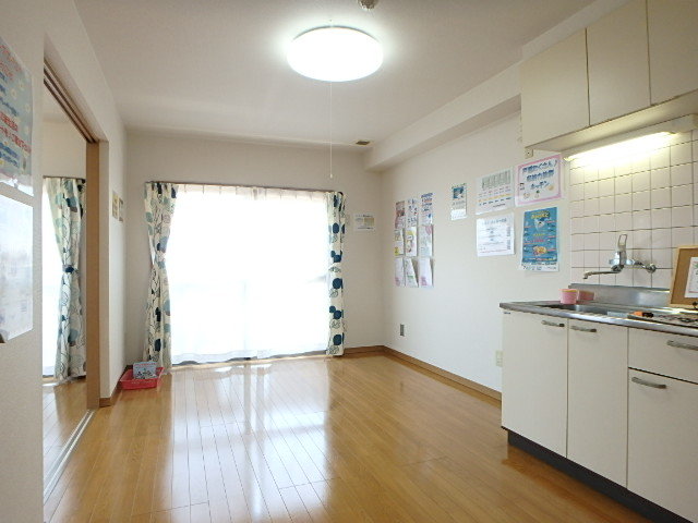 居室・リビング　図面と現状が相違がある場合には現状を優先．．．