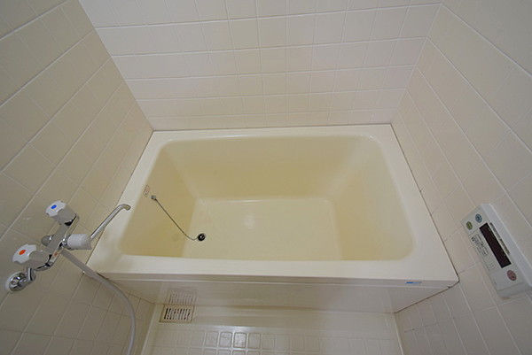 バス・シャワールーム　日々の疲れを癒すお風呂付です