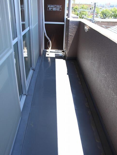 バルコニー　バルコニーがあります