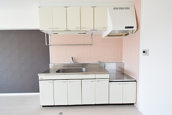 キッチン　キッチンでお料理をお楽しみください