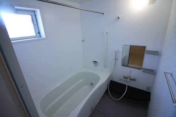 バス・シャワールーム　１坪タイプのおふろ