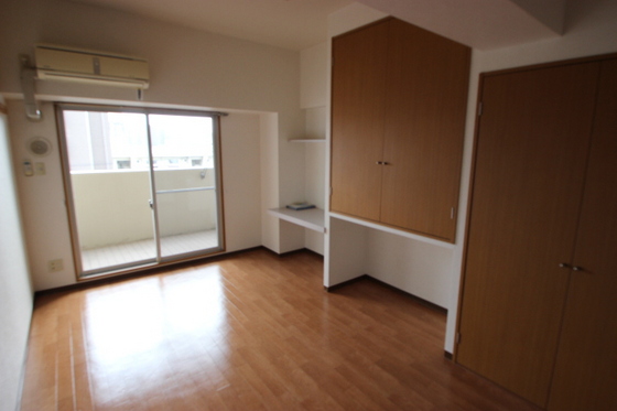 居室・リビング　※別部屋の写真です