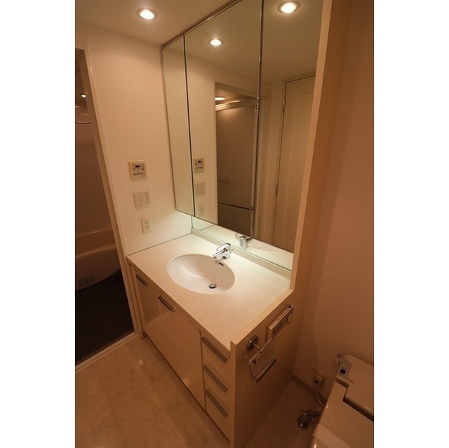 洗面設備　参考写真