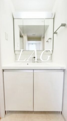 洗面設備　洗面台です。