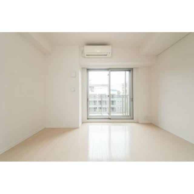 居室・リビング　※別部屋参考写真