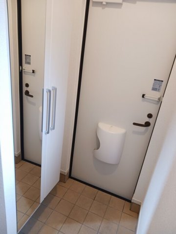 玄関　シンプルで使いやすい玄関です