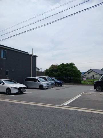 駐車場　駐車場です