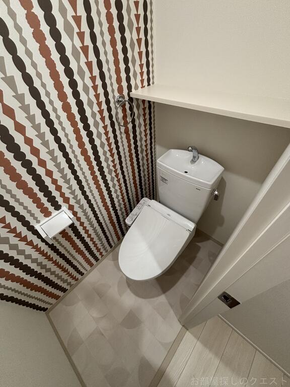 トイレ　（写真は同タイプ）