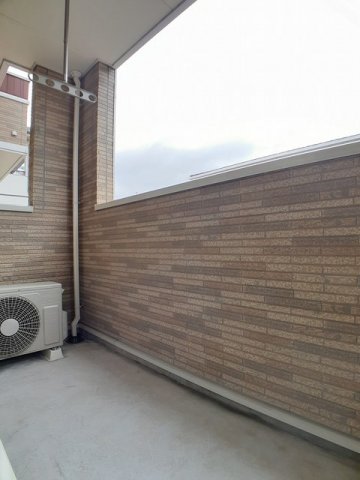 バルコニー　広々としたバルコニーです