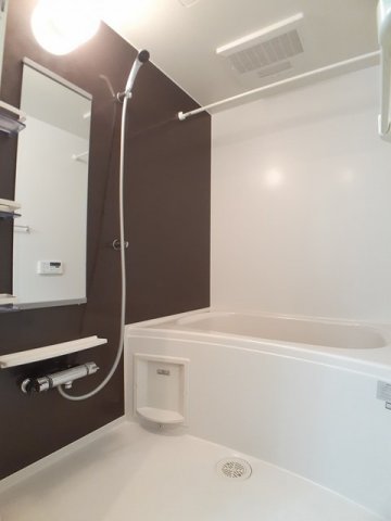 バス・シャワールーム　きれいなお風呂です