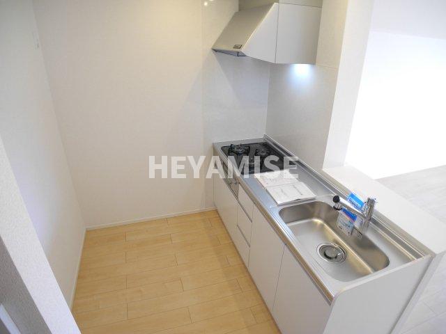 キッチン　※室内画像は別号室のもの